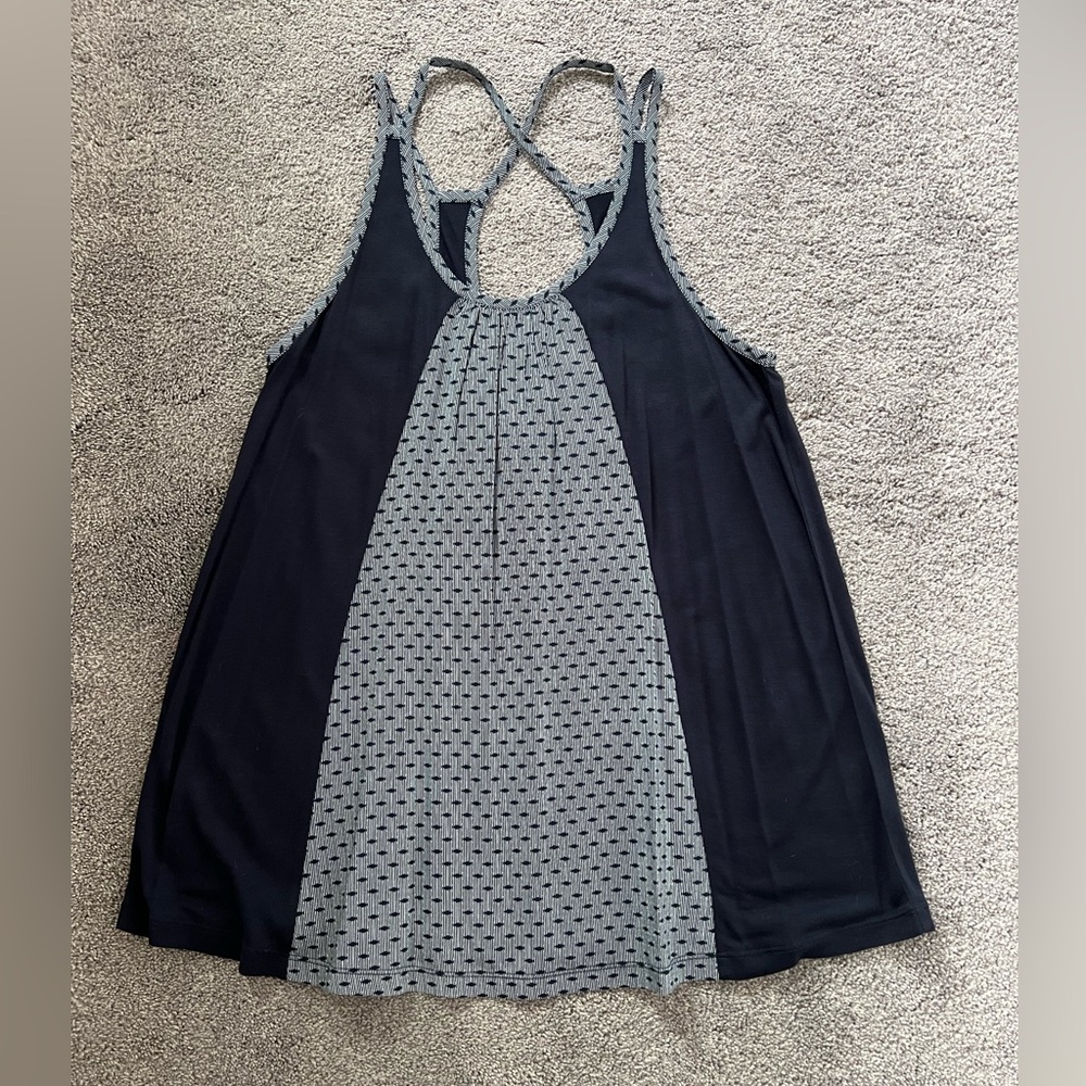 Cabi 5202 scoop neck cross back tank - XS